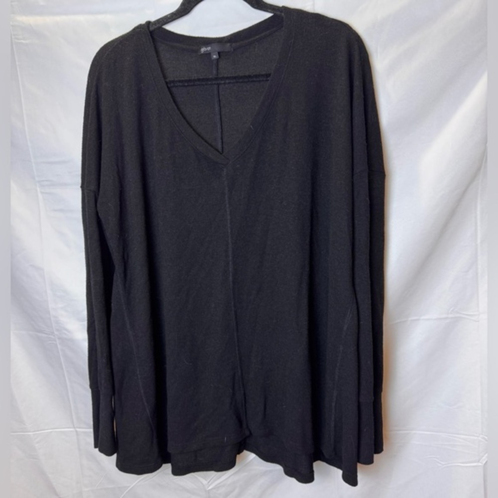 Gibson Classic Black V-Neck Sweater